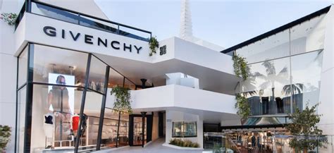 givenchy franc lloyd wright.